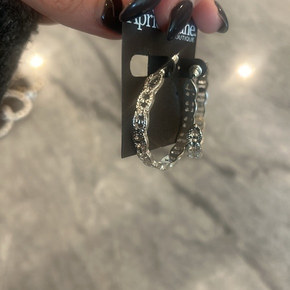 Earrings - Picture 2 of 2